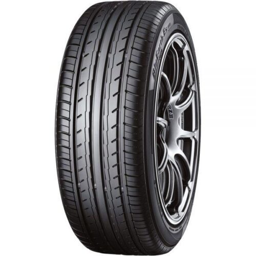 235/40R18 YOKOHAMA BLUEARTH-ES ES32A 95W XL DOT23 CBA68